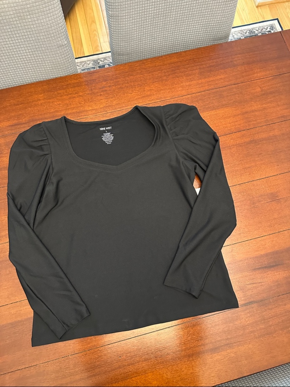 Nine West Black Scoop-Neck Long Sleeve Top with Gathered Shoulders
